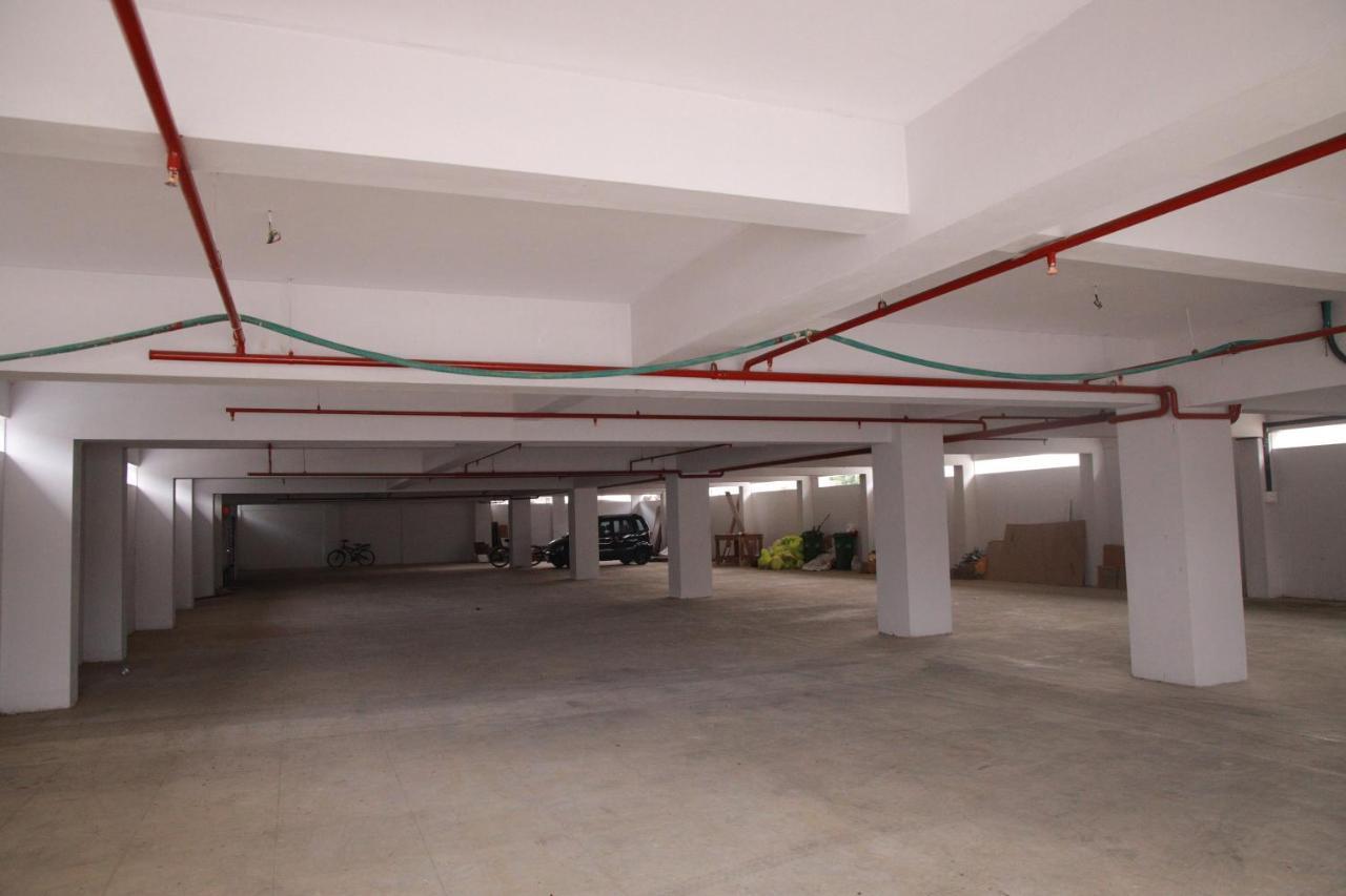 פלקאד Bliss Regency Business Hotel מראה חיצוני תמונה